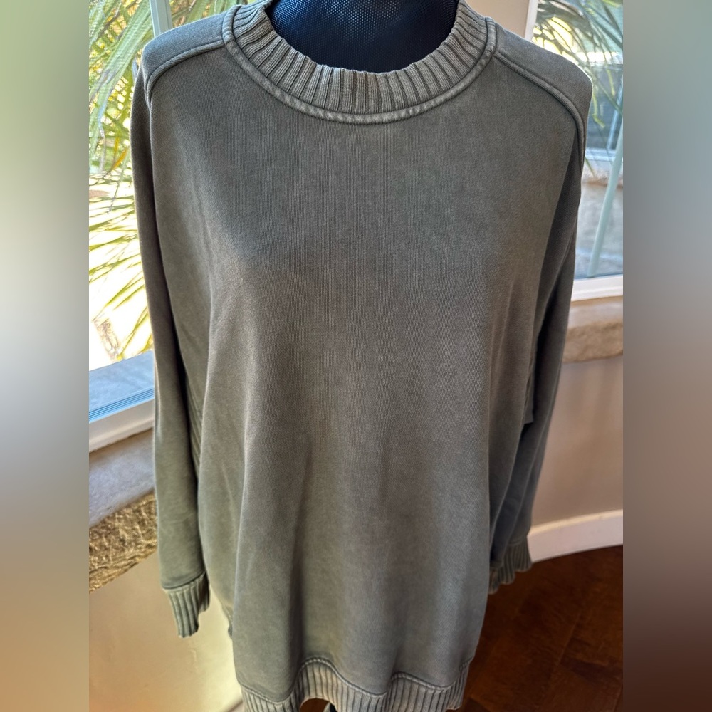 Aerie Down-To-Earth Oversized Crew Sweatshirt Women’s Size Medium (NWOT) - Picture 7 of 15